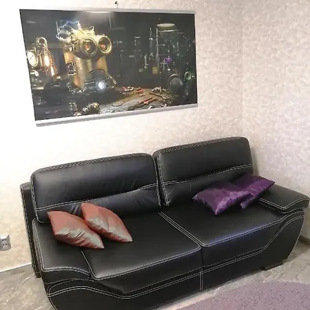 アパートホテル Jacuzzi New Loft Apartcomplex Kaskad, Минск - Центр Города ミンスク